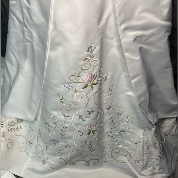 Michelangelo Strapless Wedding Ball Gown with Pastel Embroidery S8417 - sz 14 - Picture 4 of 12